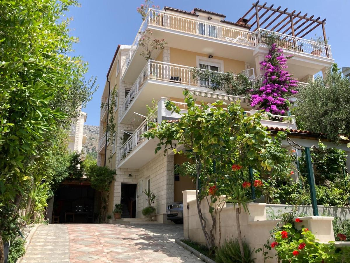 Guest House Adria Dugi Rat Kültér fotó